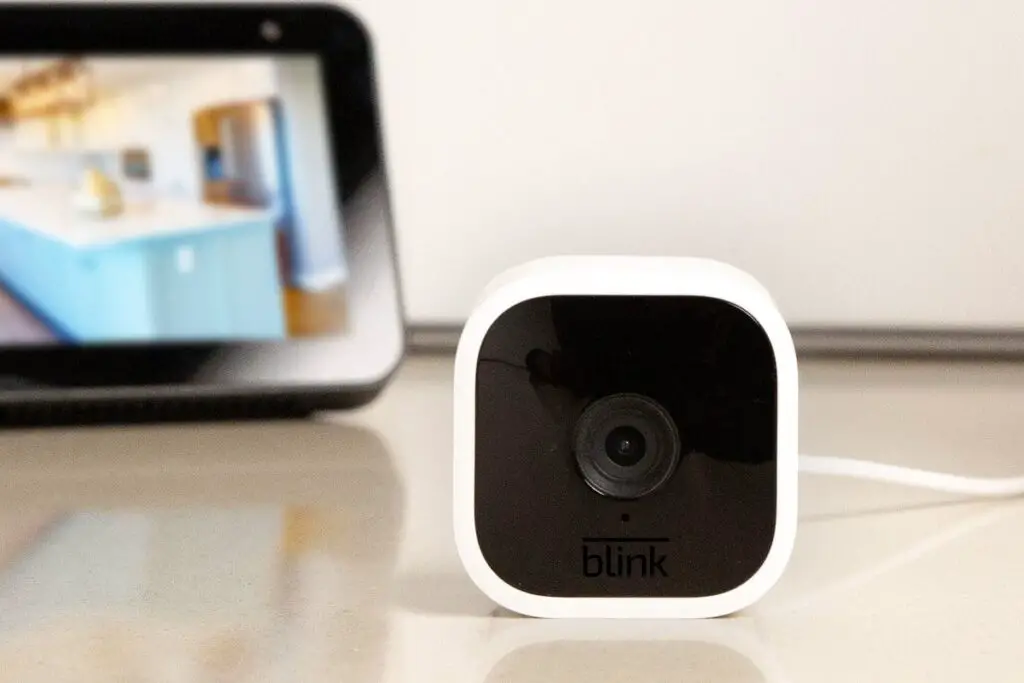 How To Turn Off Red Light On Blink Mini Camera