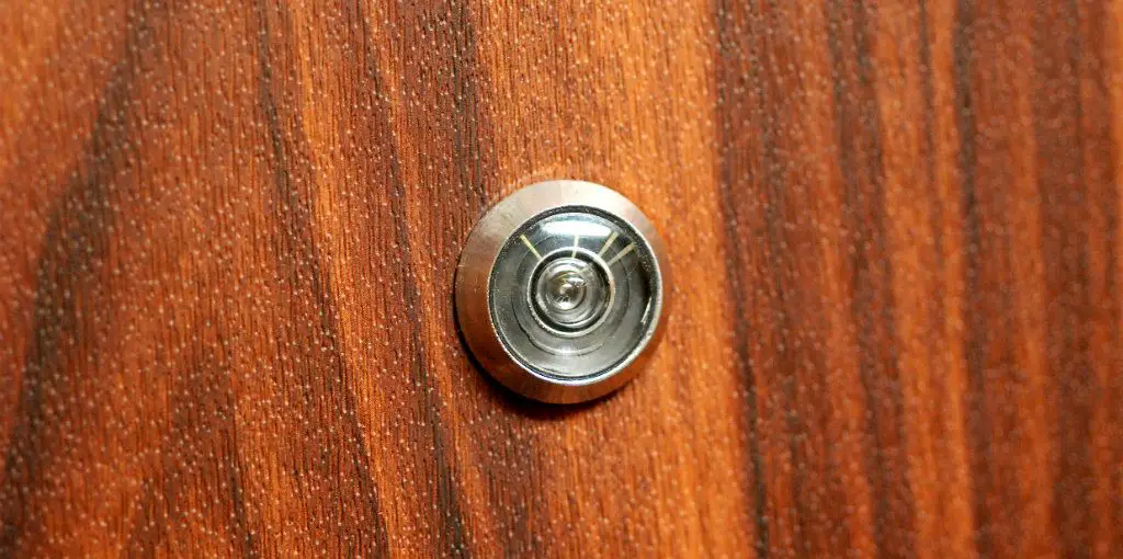 How To Put A Peephole In A Door