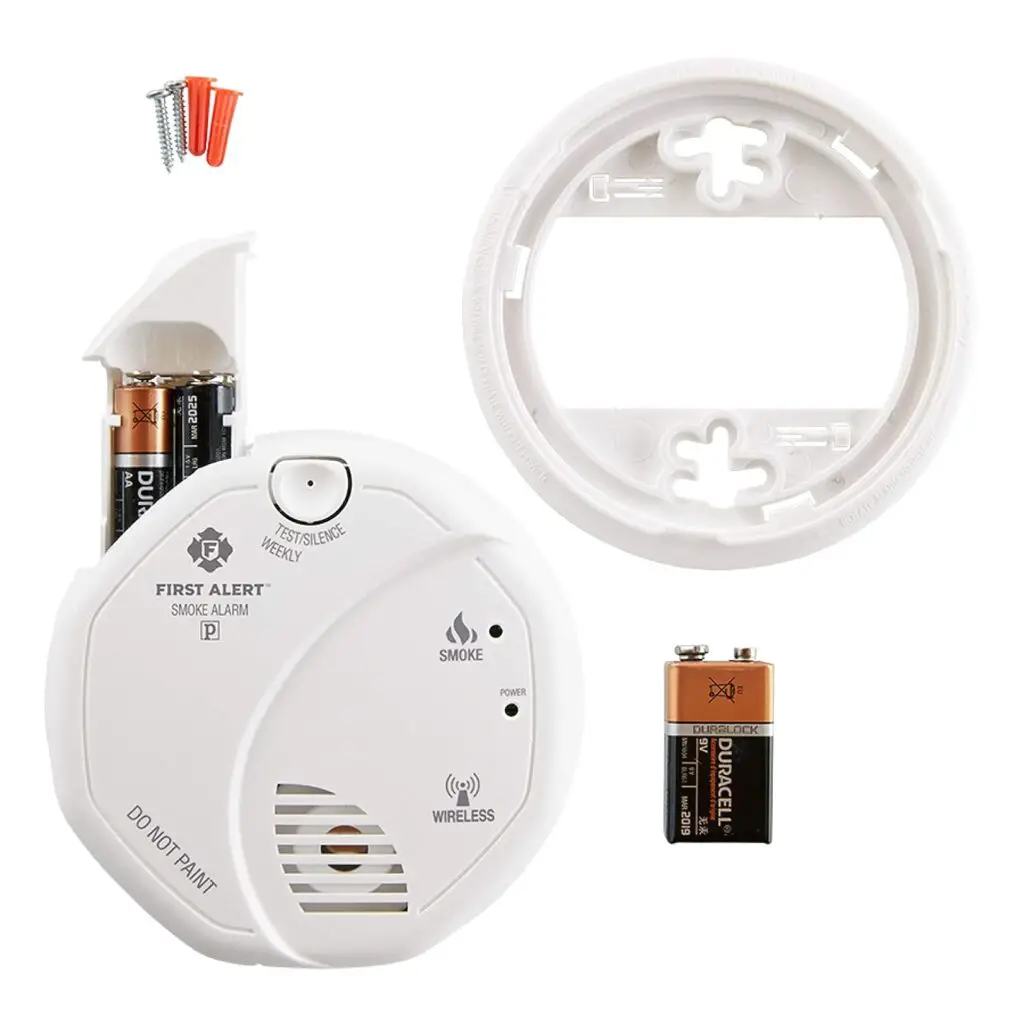 How To Replace Batteries In First Alert Smoke Detector