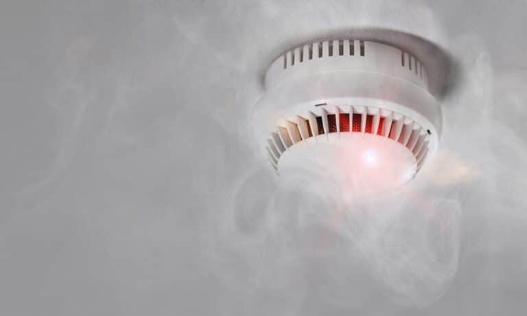 Why Is My Smoke Detector Blinking Red