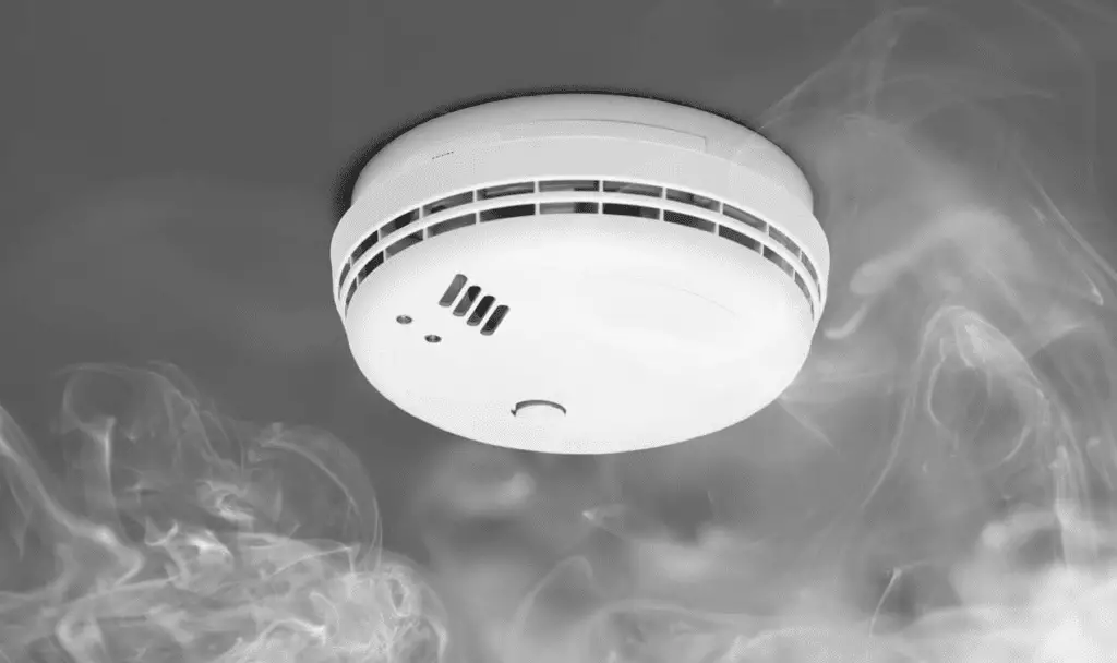 Why Is My Smoke Detector Blinking Red Every 5 Seconds 