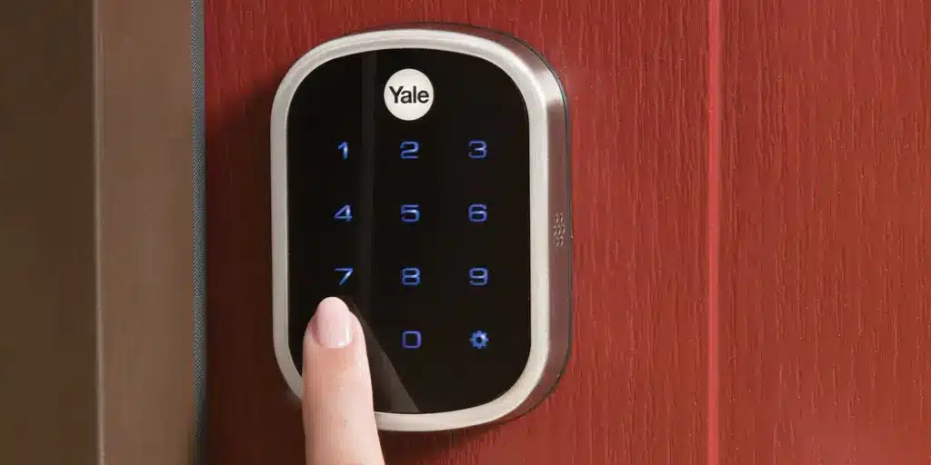 How To Lock Keypad Door From Outside