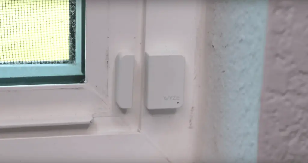 How Do Garage Door Safety Sensors Work