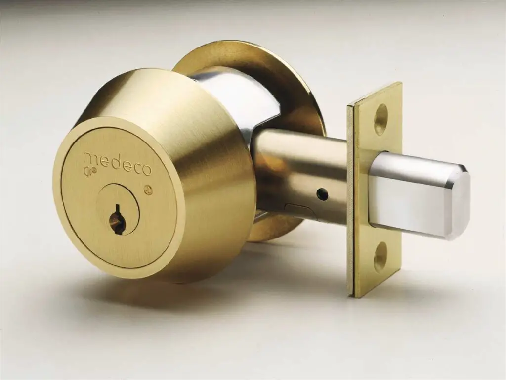 How To Remove Deadbolt Stuck In Locked Position