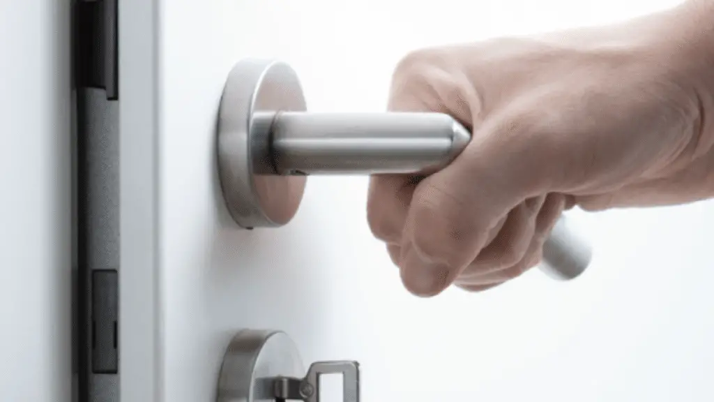 How To Remove Deadbolt Stuck In Locked Position